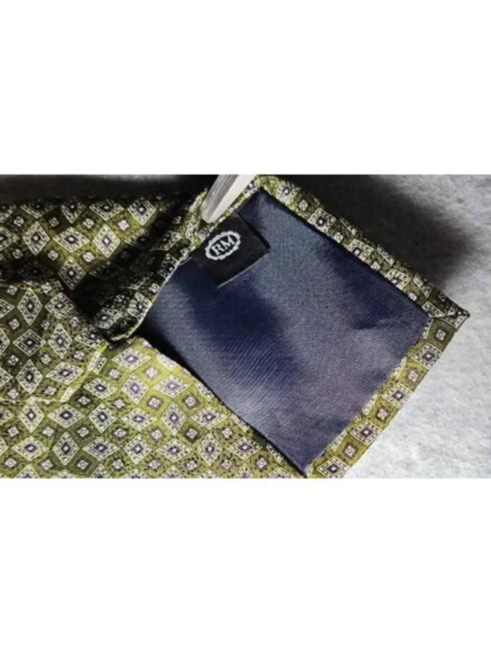 Romario Manzini Men’s Tie Olive Green Geometric Diamond Pattern Dress Necktie